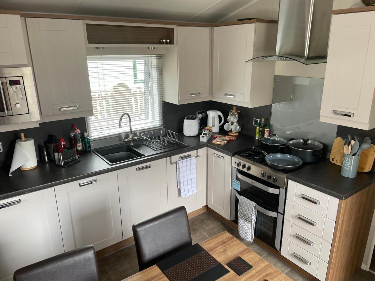 Beautiful 2 Bedroom Lodge With Stunning Views Blair Atholl Exterior photo
